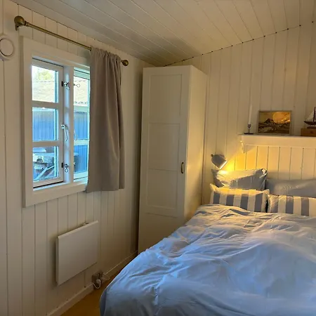 Renovated In Gronhoj With A Hot Tub