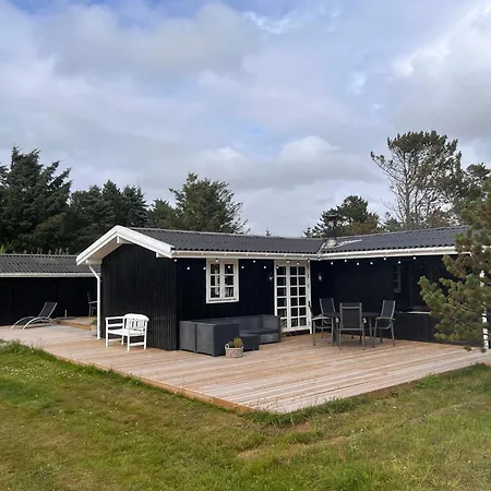 Renovated In Grønhøj With A Hot Tub *