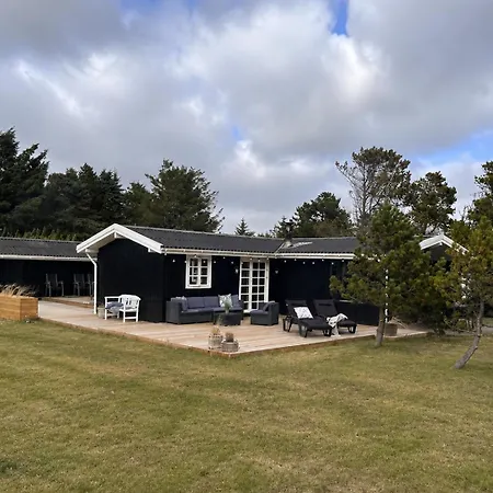 بيت للعطل Renovated In Gronhoj With A Hot Tub Løkken